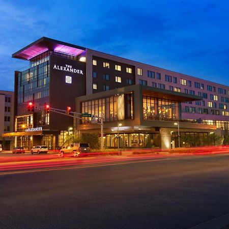 The Alexander Hotell Indianapolis Exteriör bild