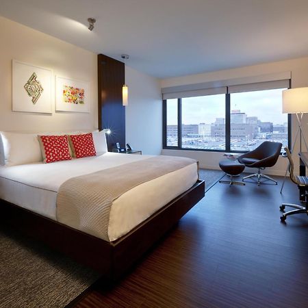 The Alexander Hotell Indianapolis Exteriör bild